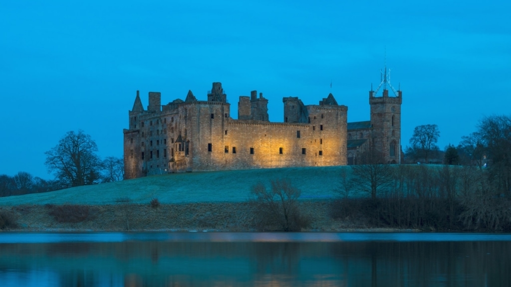 Linlithgow Palace by Night